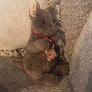 Vintage Gund 1993 Plush Kangaroo 🦘 & baby Joey